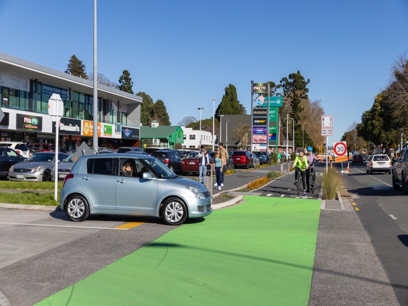 Drivers need to give way to cyclists at intersections and driveways