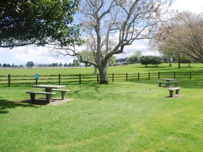 Greerton picnic tables