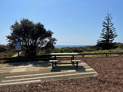 Papamoa shared pathway picnic table